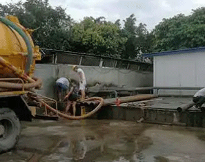 沁阳抽化粪池自动清理的方法